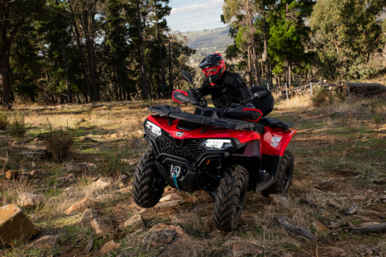 квадроцикл cfmoto cforce 520 l червоний