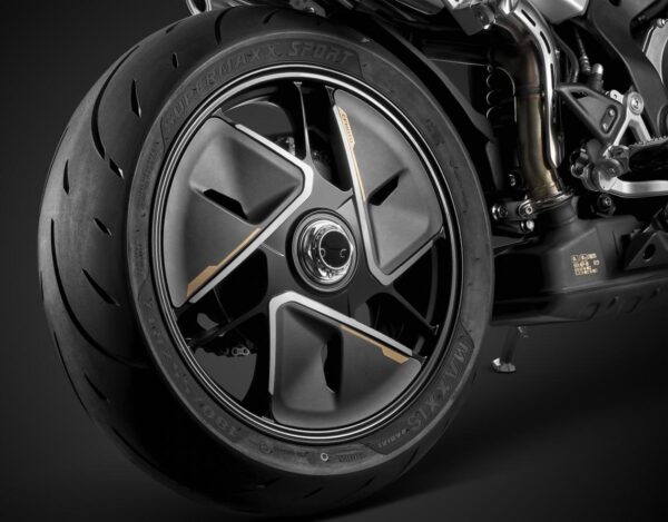 750SR-S-03 750SR-S